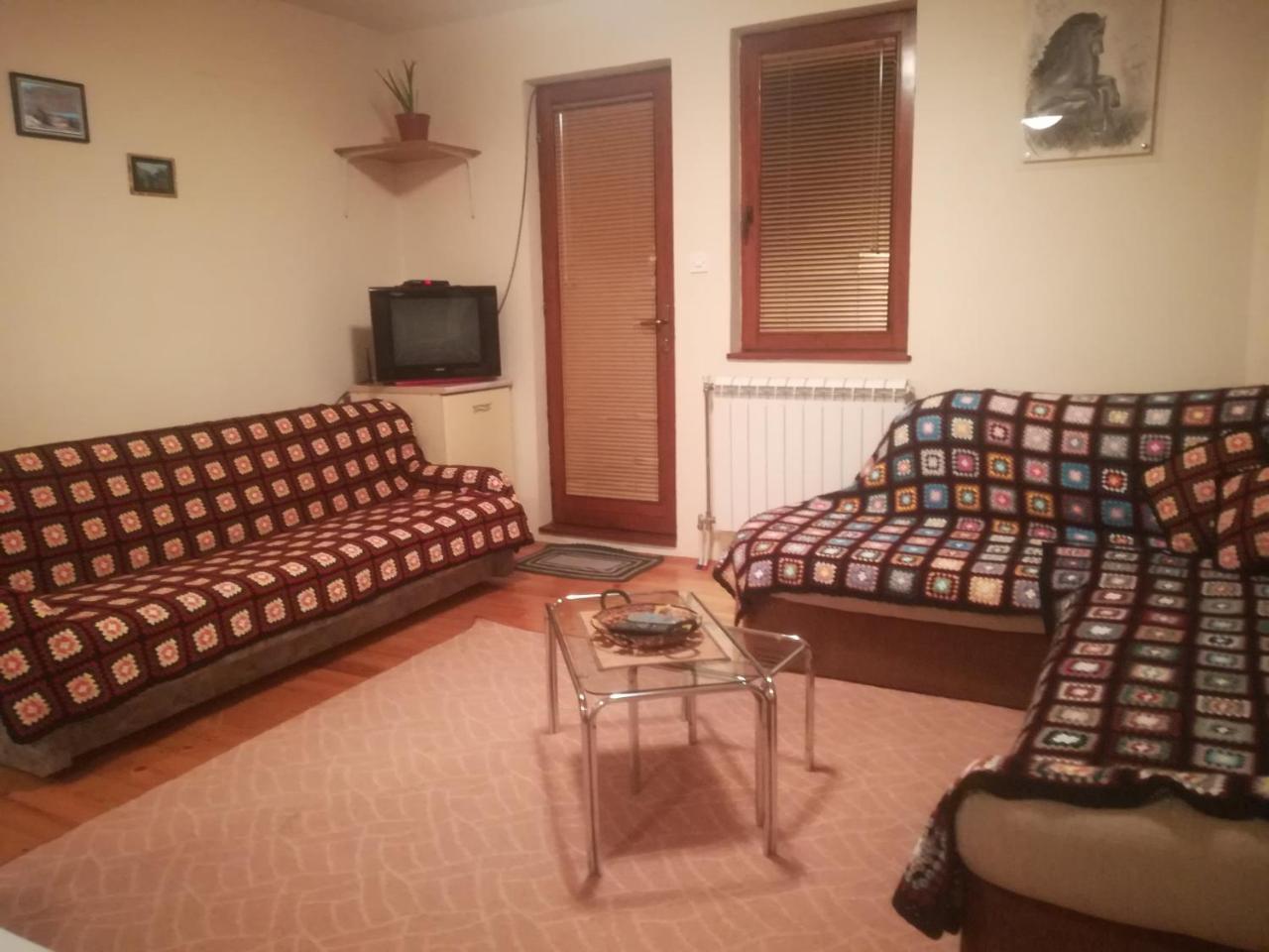 ***Stefani Apartments Kruševo Extérieur photo